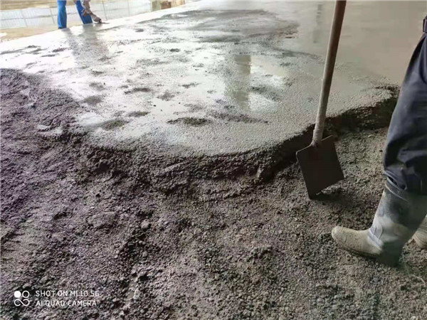 輕集料混凝土